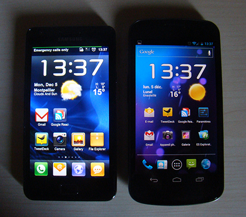 Galaxy Nexus à côté du Galaxy S2