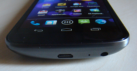 Galaxy Nexus prise USB et jack